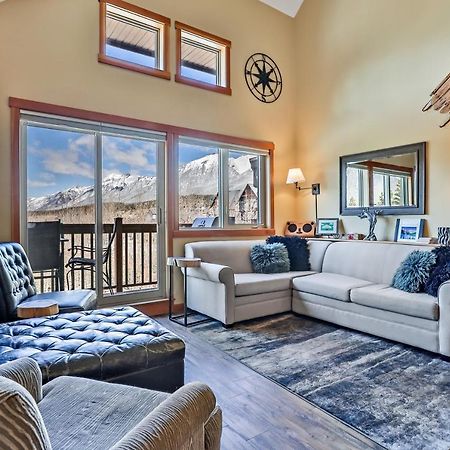 Spectacular Mountain View Corner Unit Pool Hot Tub Park Pass Appartement Canmore Buitenkant foto