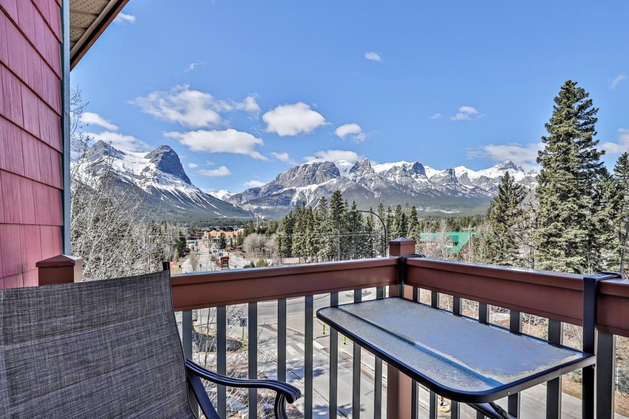 Spectacular Mountain View Corner Unit Pool Hot Tub Park Pass Appartement Canmore Buitenkant foto