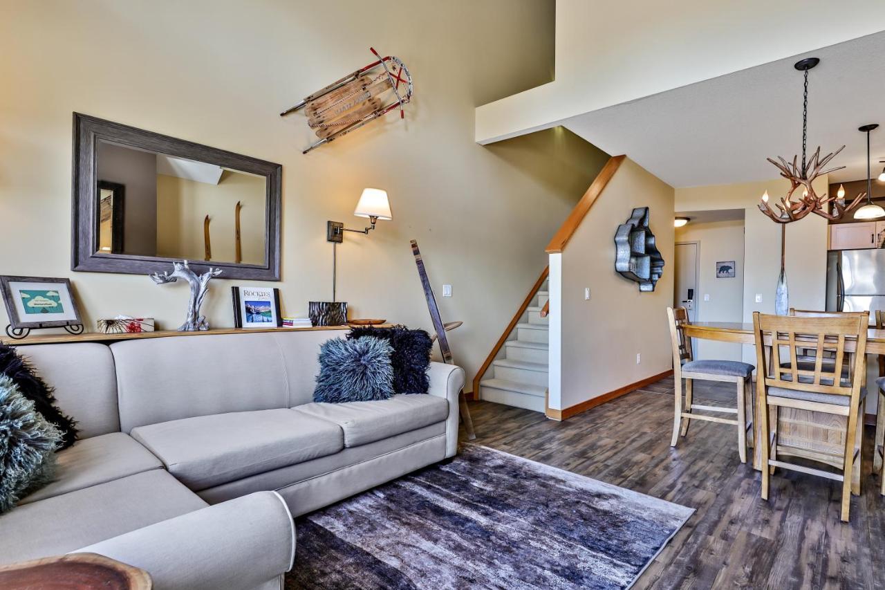 Spectacular Mountain View Corner Unit Pool Hot Tub Park Pass Appartement Canmore Buitenkant foto