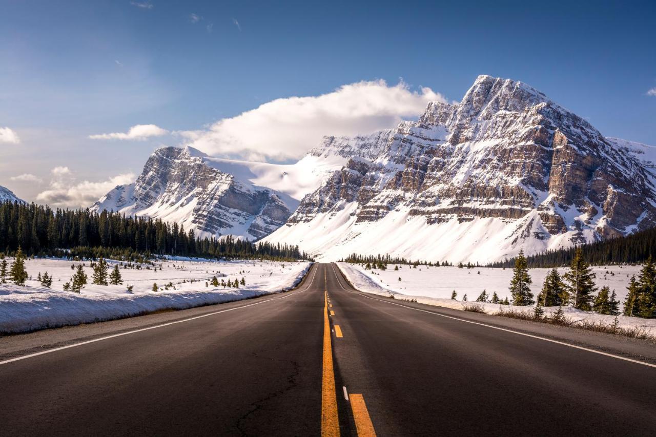 Spectacular Mountain View Corner Unit Pool Hot Tub Park Pass Appartement Canmore Buitenkant foto